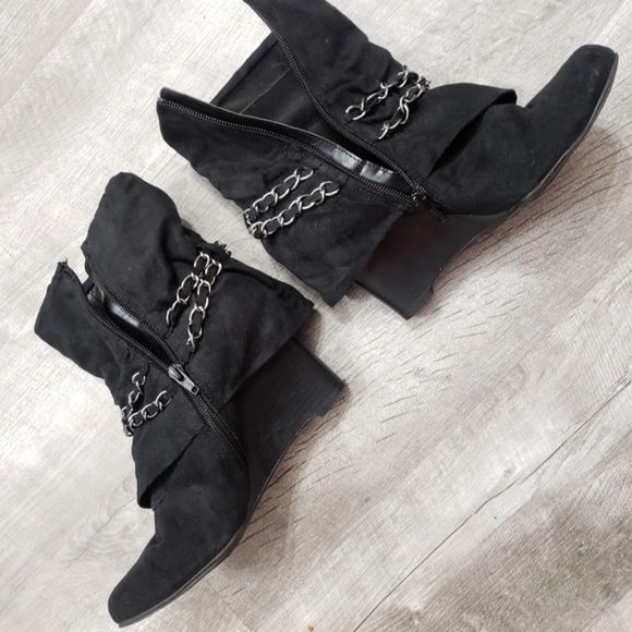 👢Apt.9 Faux Suede Boots Size 7 M Wedges👢 - Picture 3 of 9